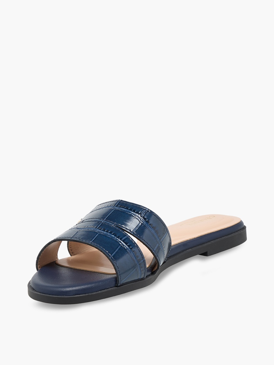 Women Textured Slip-On Sandals