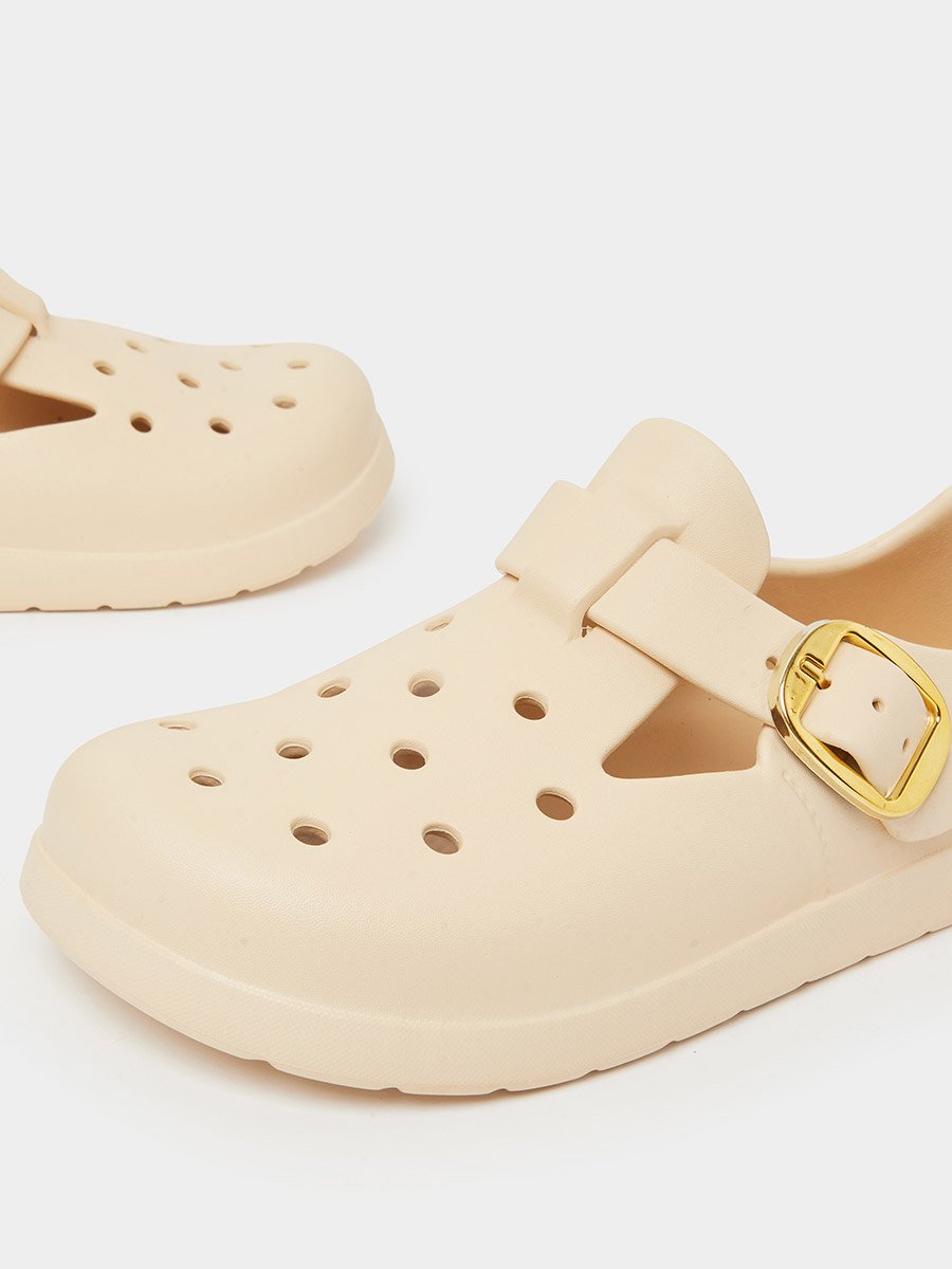 White Buckle Comfort Pool Shoes