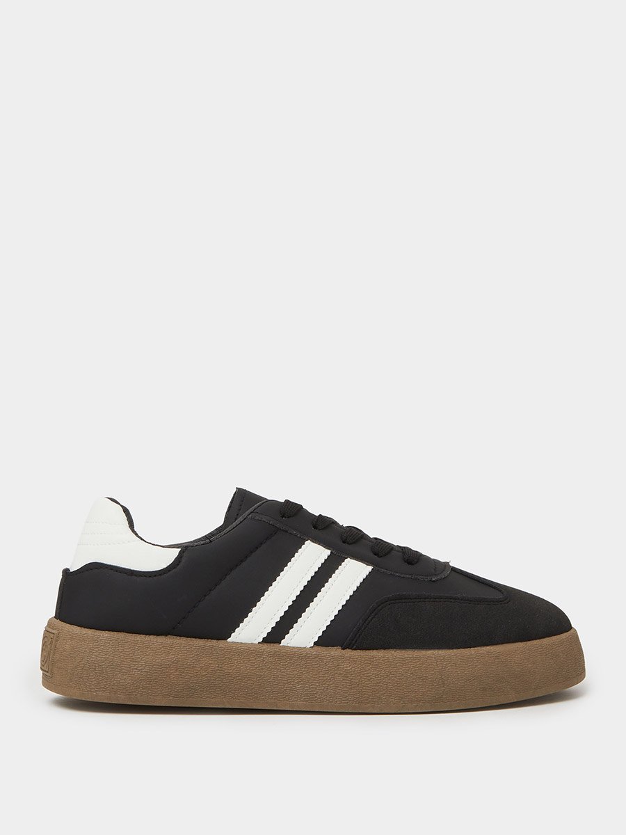 Black Classic Court Sneakers with White Stripes