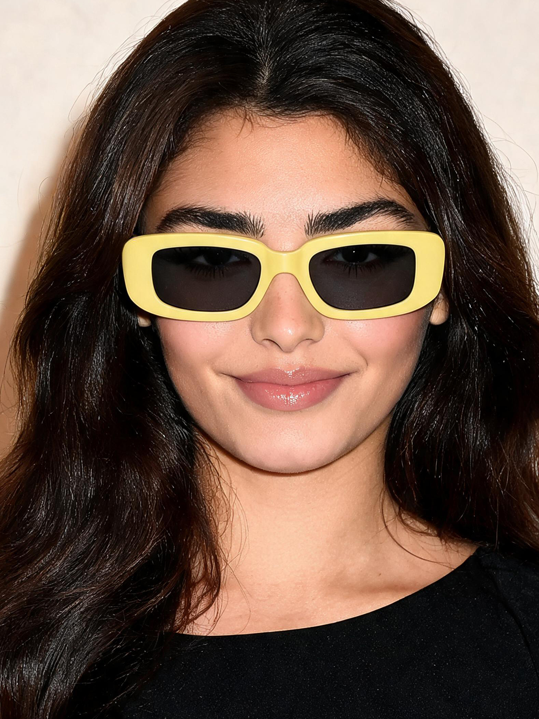 نظارة شمسية مستطيلة أصفر
