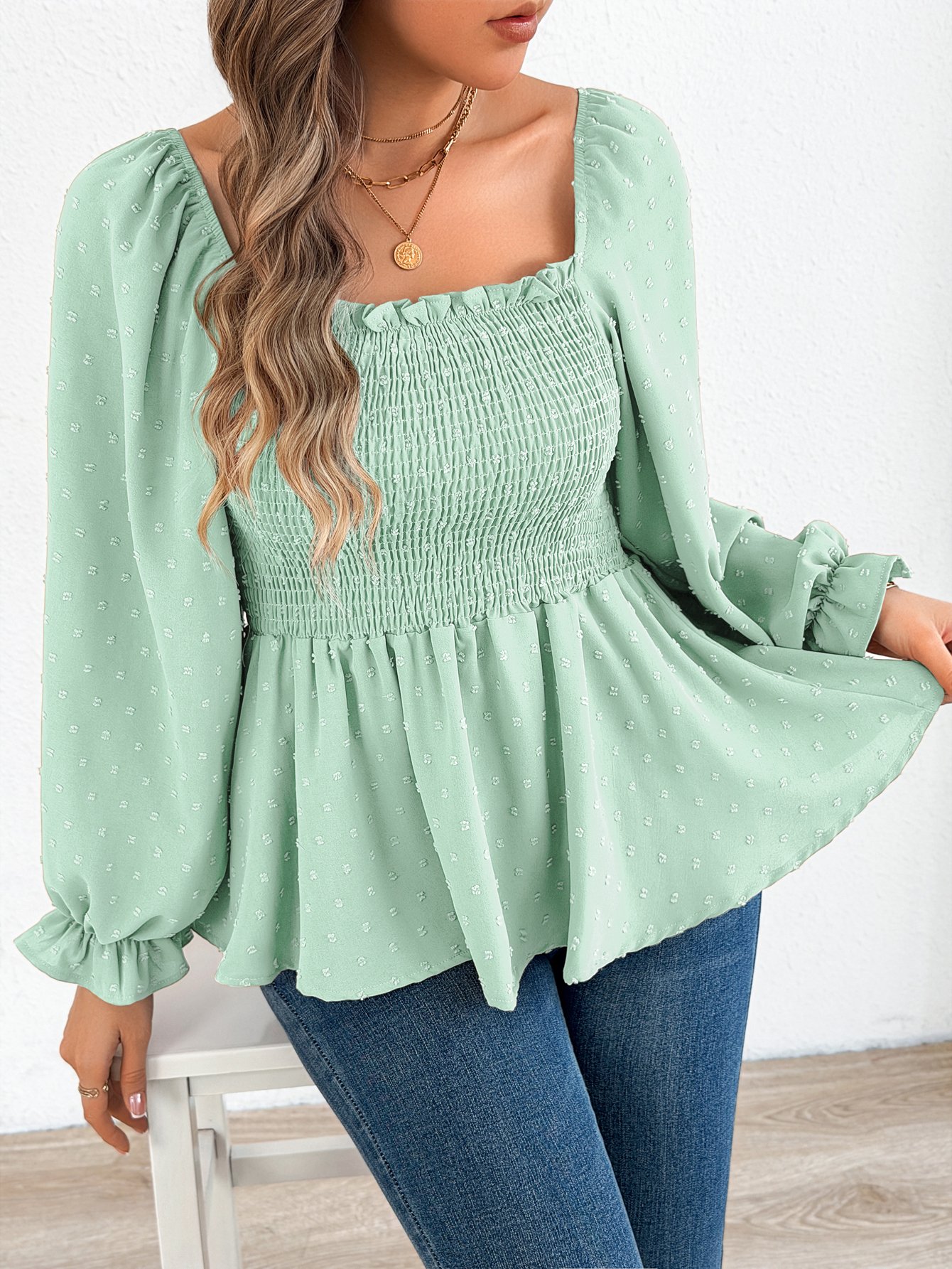 بلوزة بيبلوم مزمومة بأكمام طويلة أخضر نعناعي