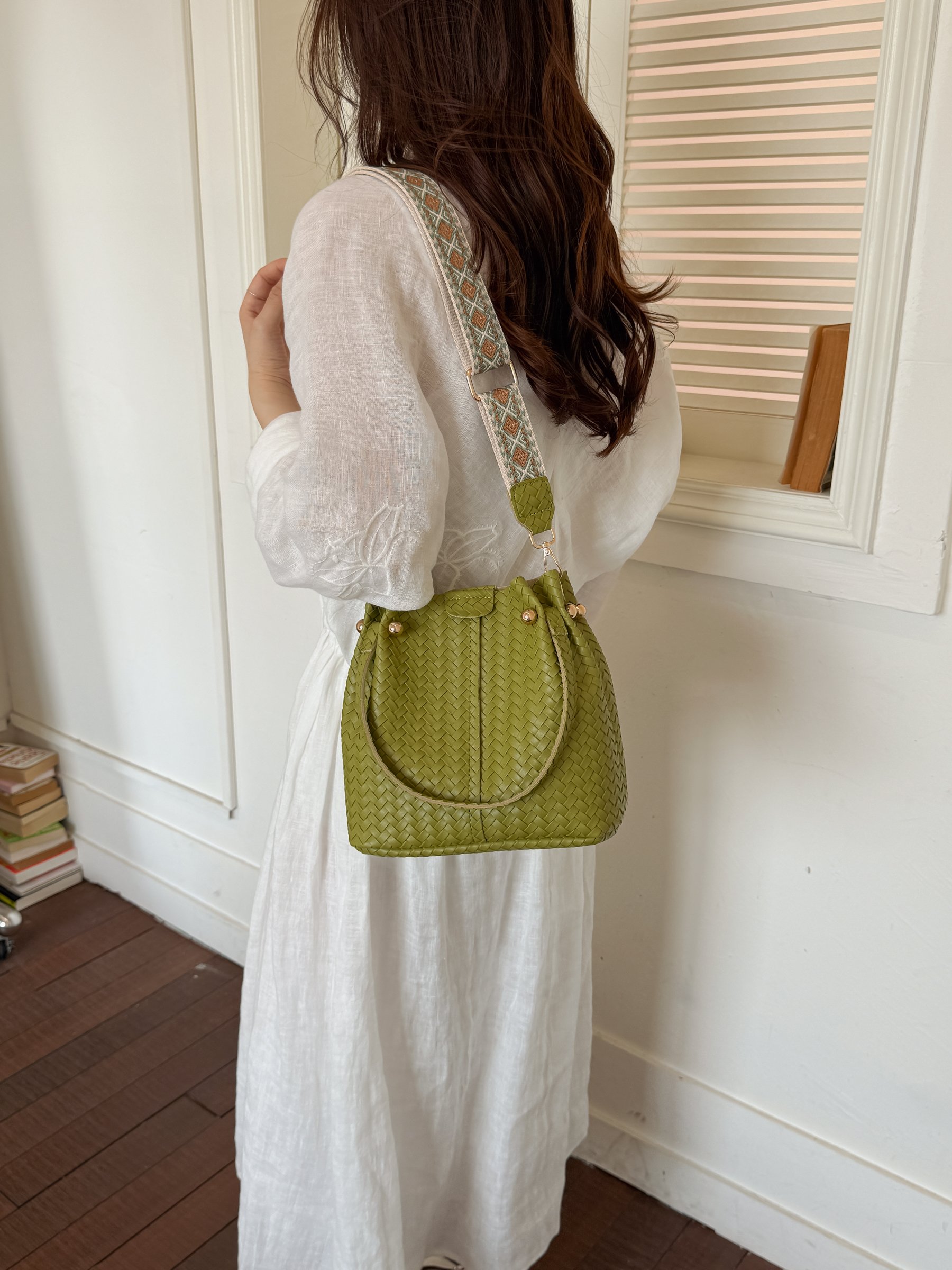 Green Basket Weave Bucket Bag