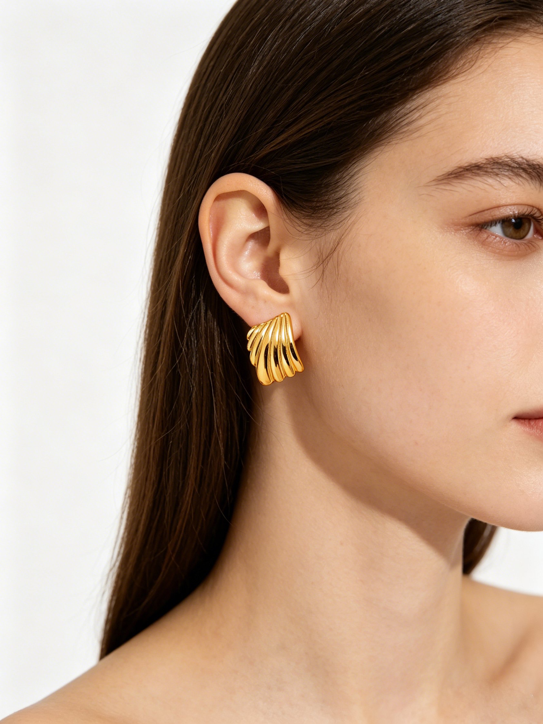 Golden Tone Ripple Stud Earrings