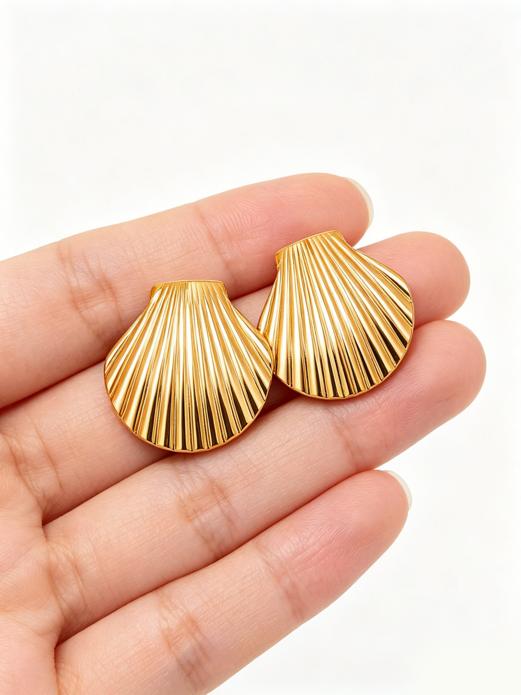 Gold Tone Shell Stud Earrings