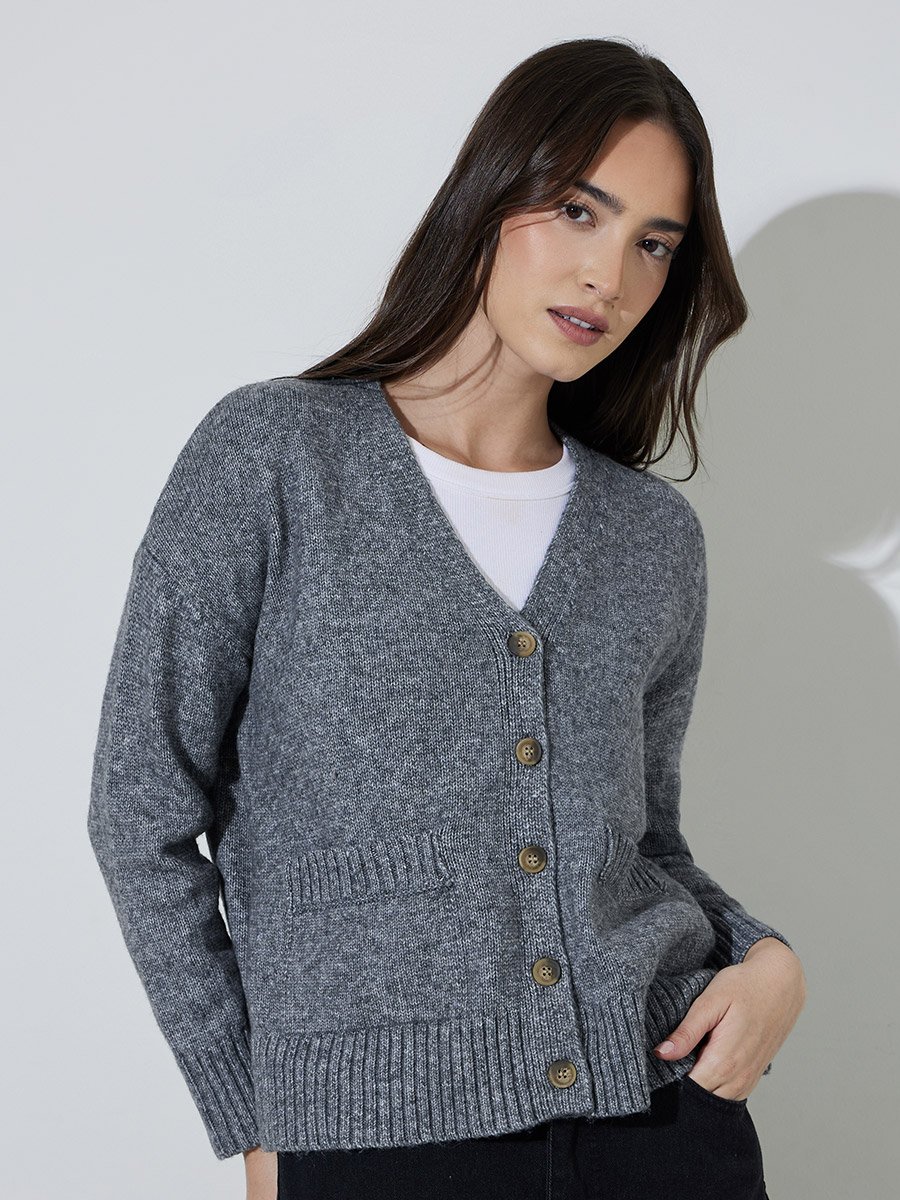 Grey Pocket Details V-Neck Regular Fit Cardigan