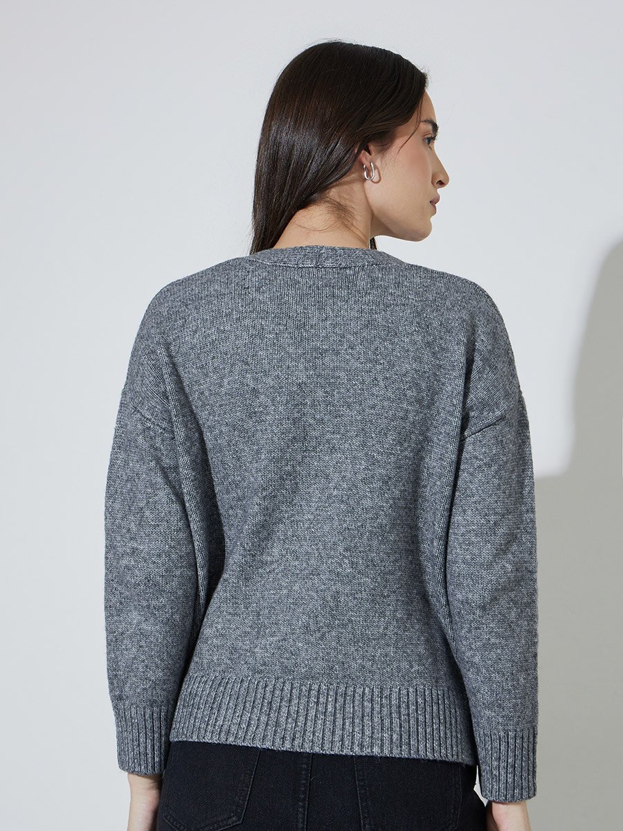 Grey Pocket Details V-Neck Regular Fit Cardigan