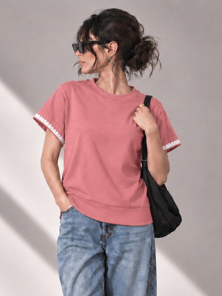 Pink Solid Round Neck Regular T-Shirt