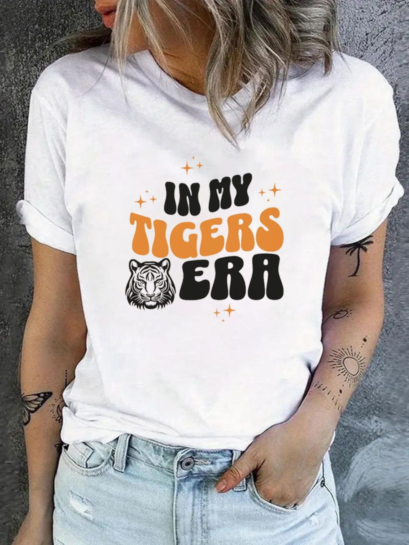 White Graphic Print Turn-Up Sleeve T-Shirt