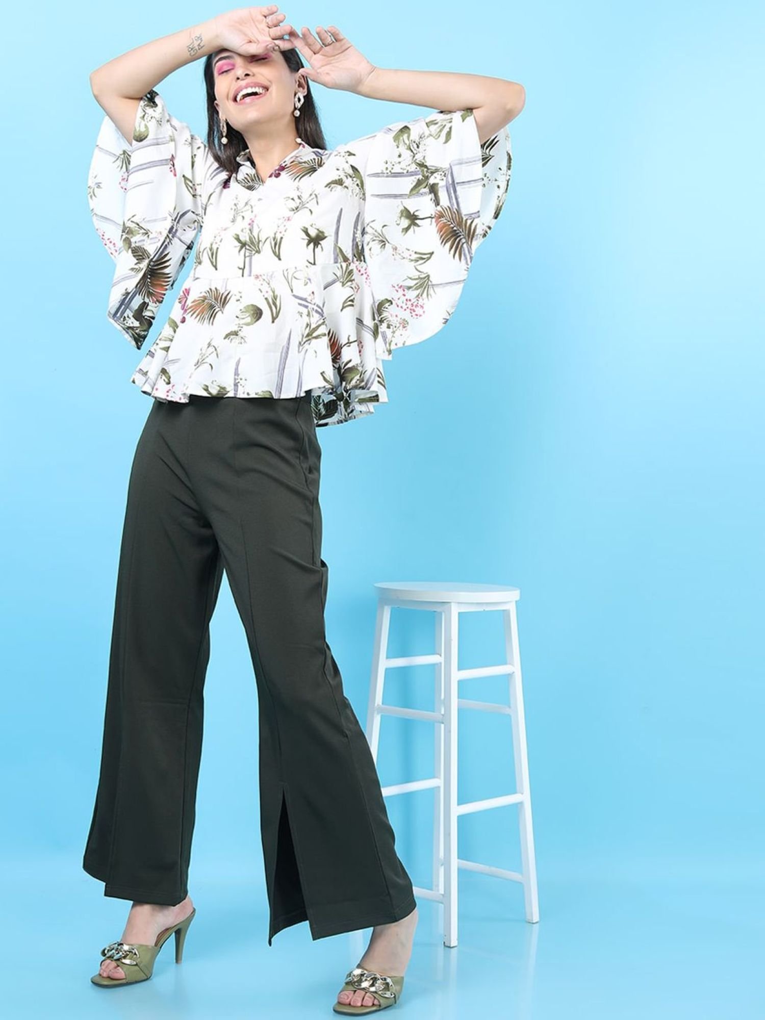 Dark Green Solid Mid-Rise Flared Pants