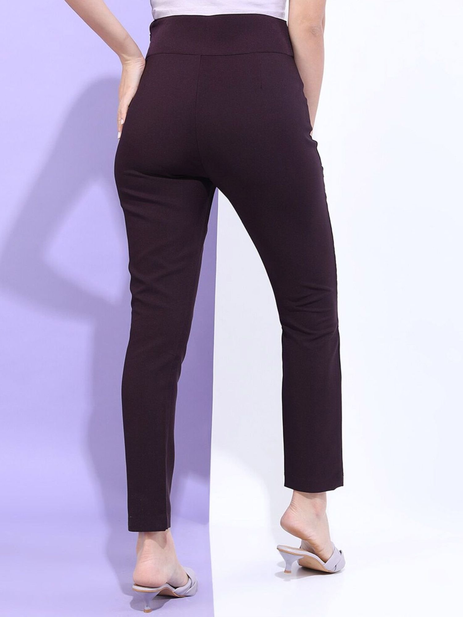 Burgundy Skinny Fit Solid High-Rise Jeggings