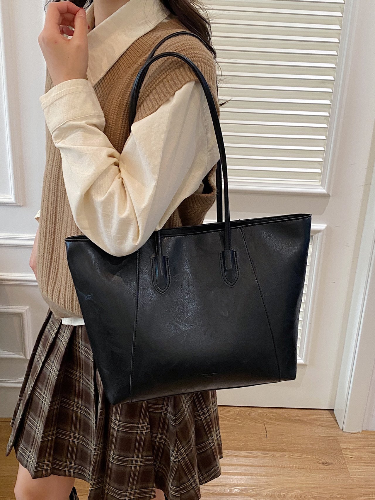 Black Faux Leather Shoulder Bag for Women