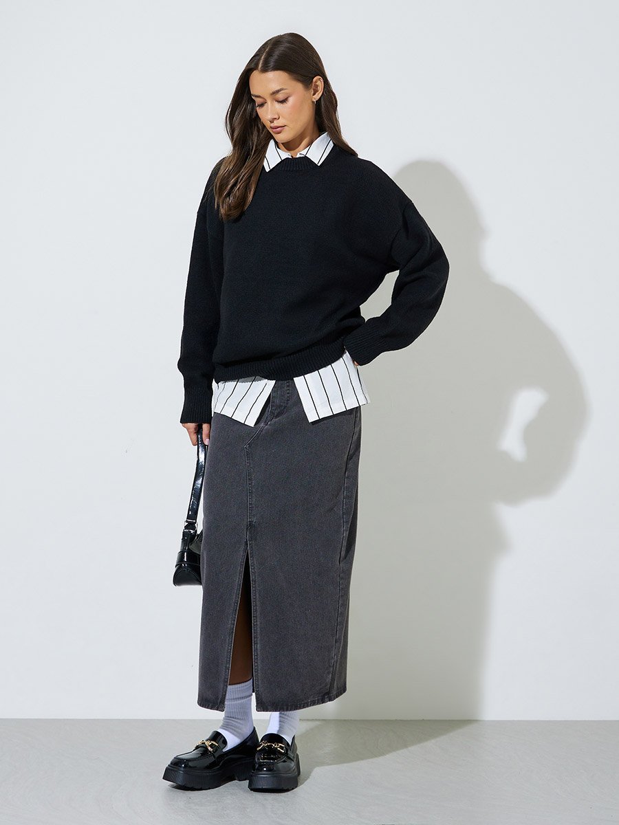 Black Solid Round Neck Regular Fit Sweater