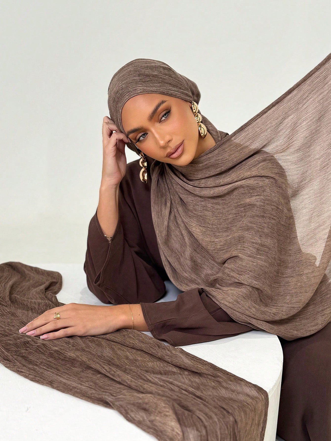 Coffee Brown Geometric Woven Hijab