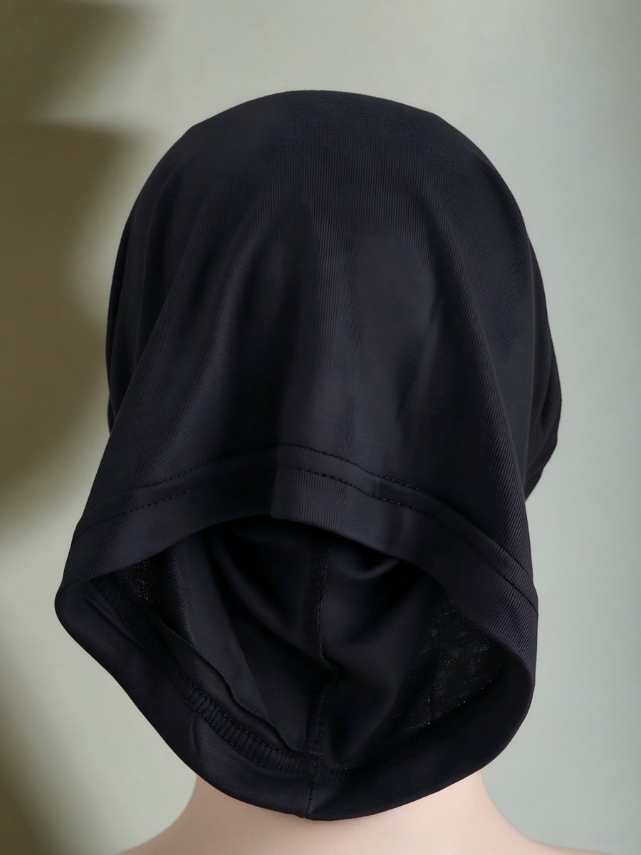قبعة حجاب أنبوبية سادة سوداء