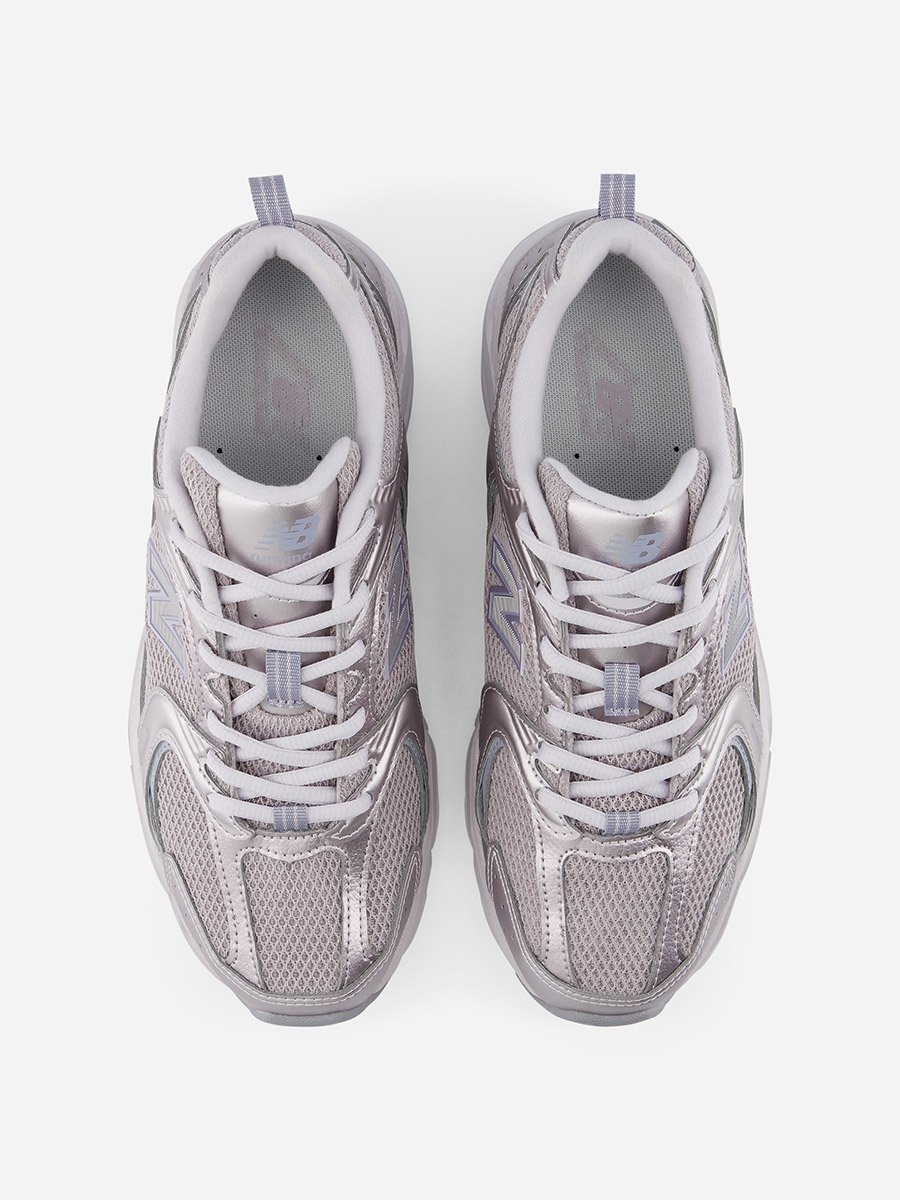 حذاء 530