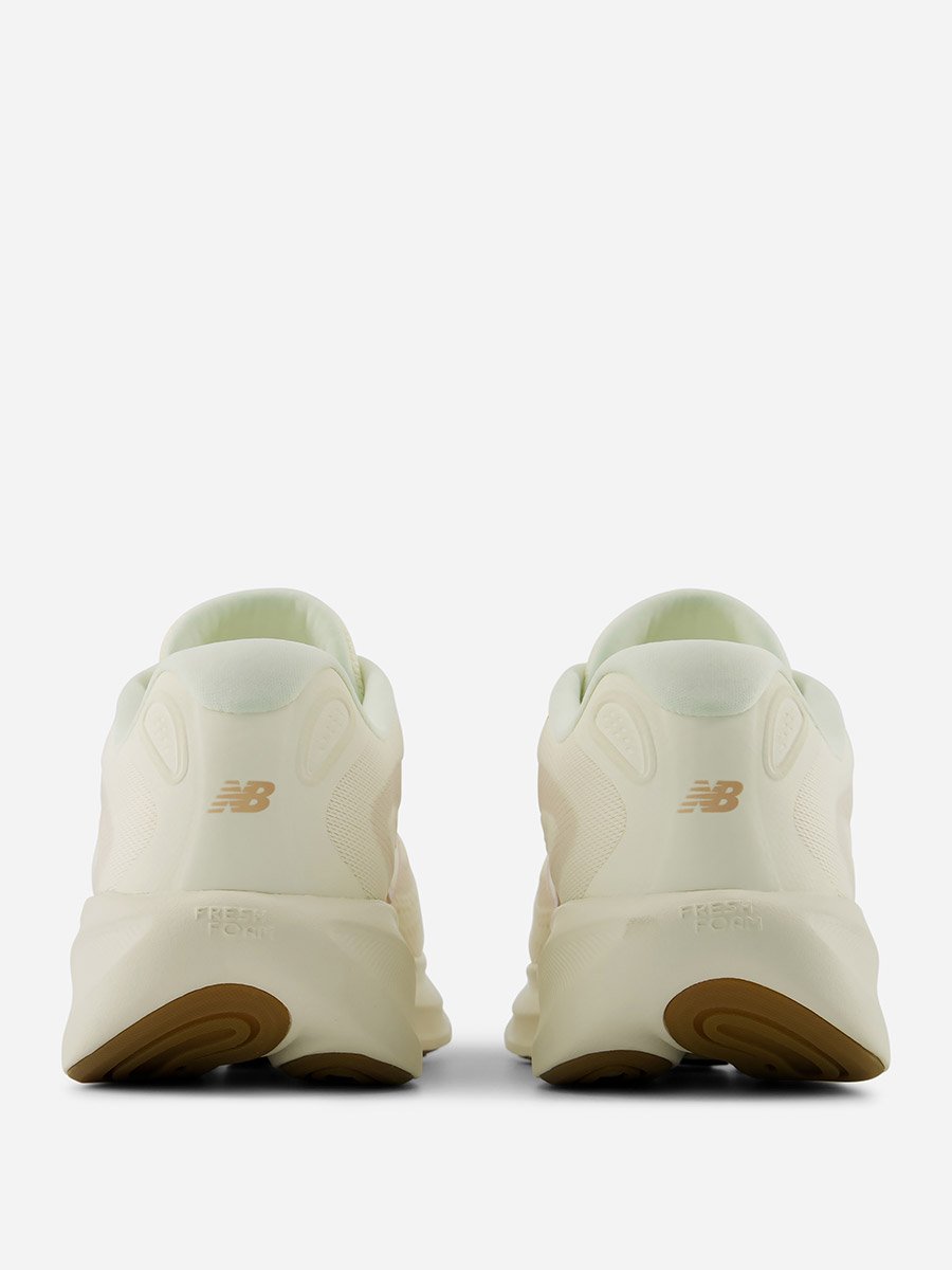 حذاء 680