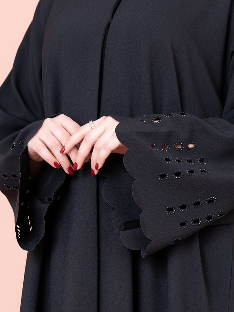 Black Cut-Out Pattern Modern Abaya