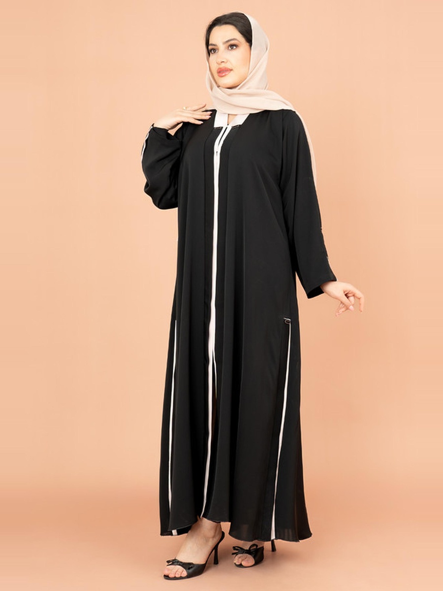 Black Artisan Handwork Emirati Abaya