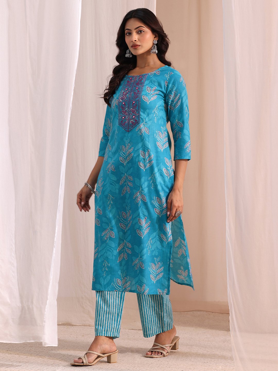 Blue Printed Cotton Straight Fit Kurta, Straight Pants And Dupatta Set