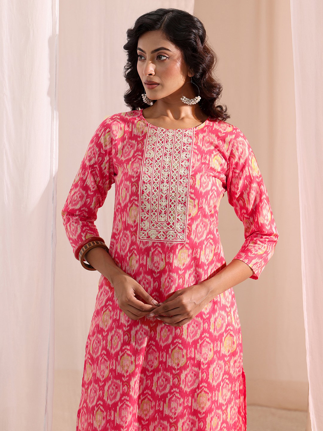 Coral Printed Cotton Straight Fit Kurta, Straight Pants And Dupatta Set