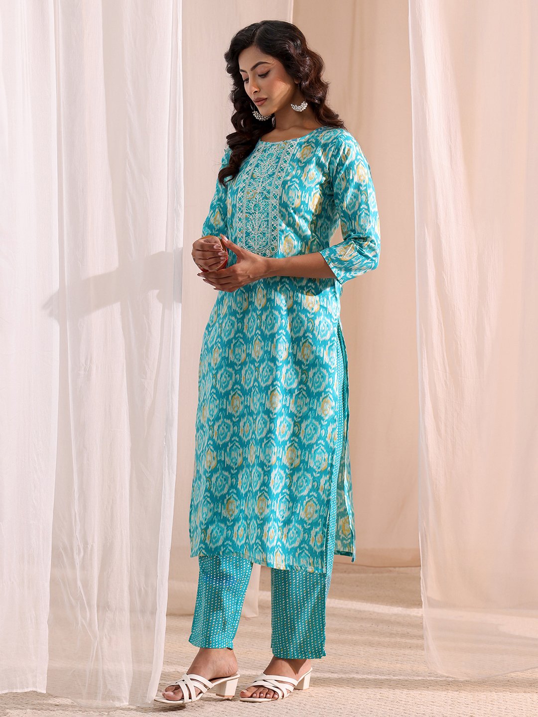 Blue Printed Cotton Straight Fit Kurta, Straight Pants And Dupatta Set