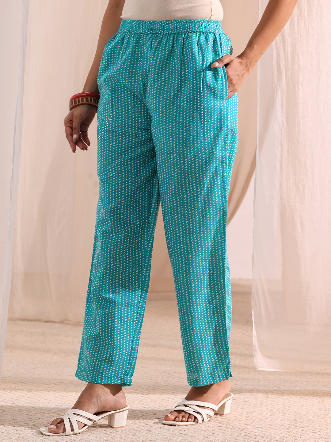 Blue Printed Cotton Straight Fit Kurta, Straight Pants And Dupatta Set