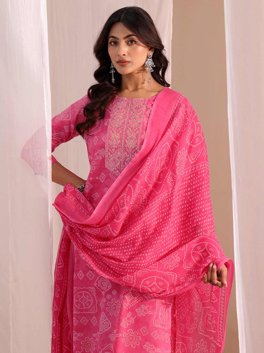 Pink Printed Cotton Straight Fit Kurta, Straight Pants And Dupatta Set