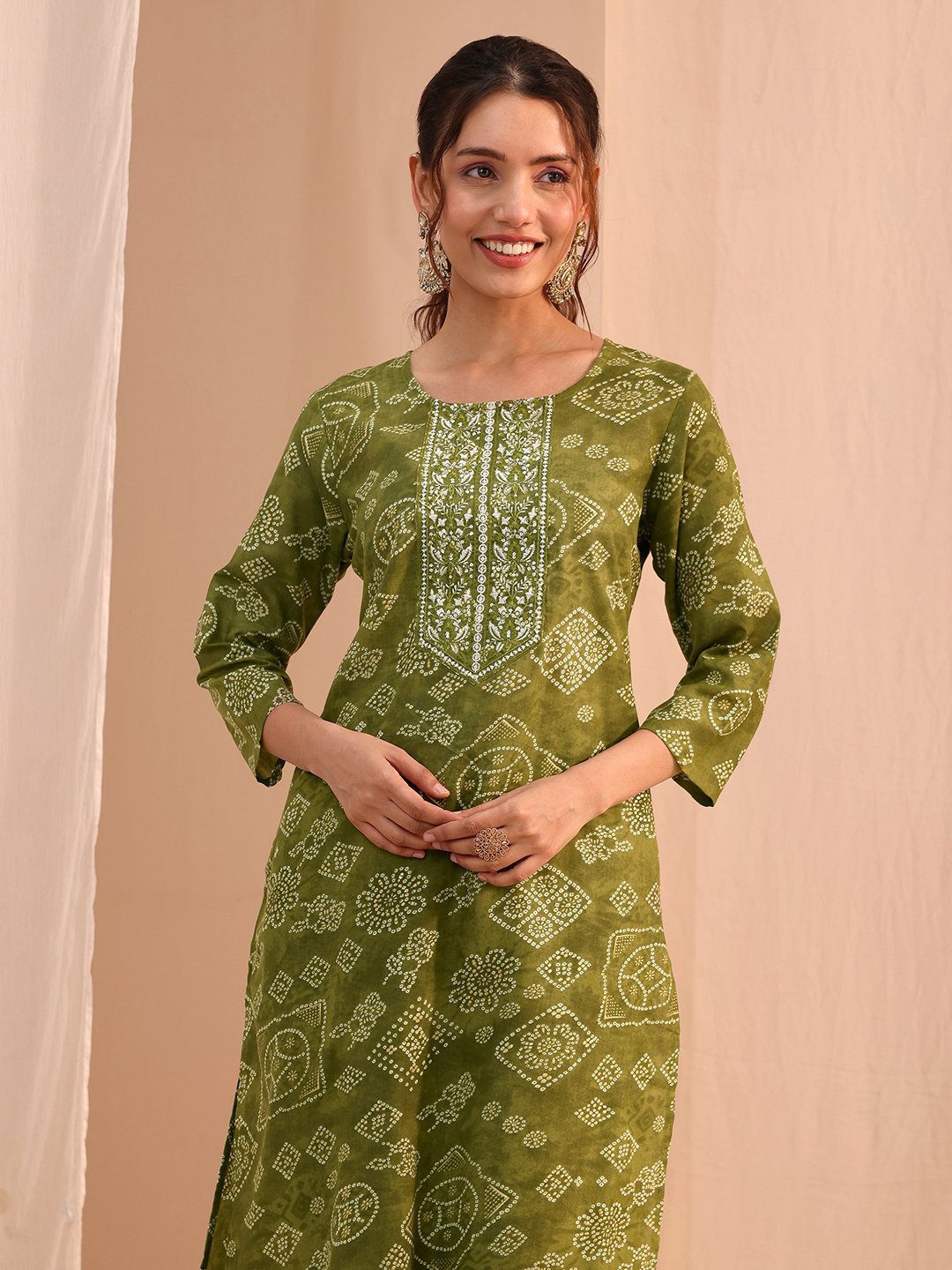 Green Printed Cotton Straight Fit Kurta, Straight Pants And Dupatta Set