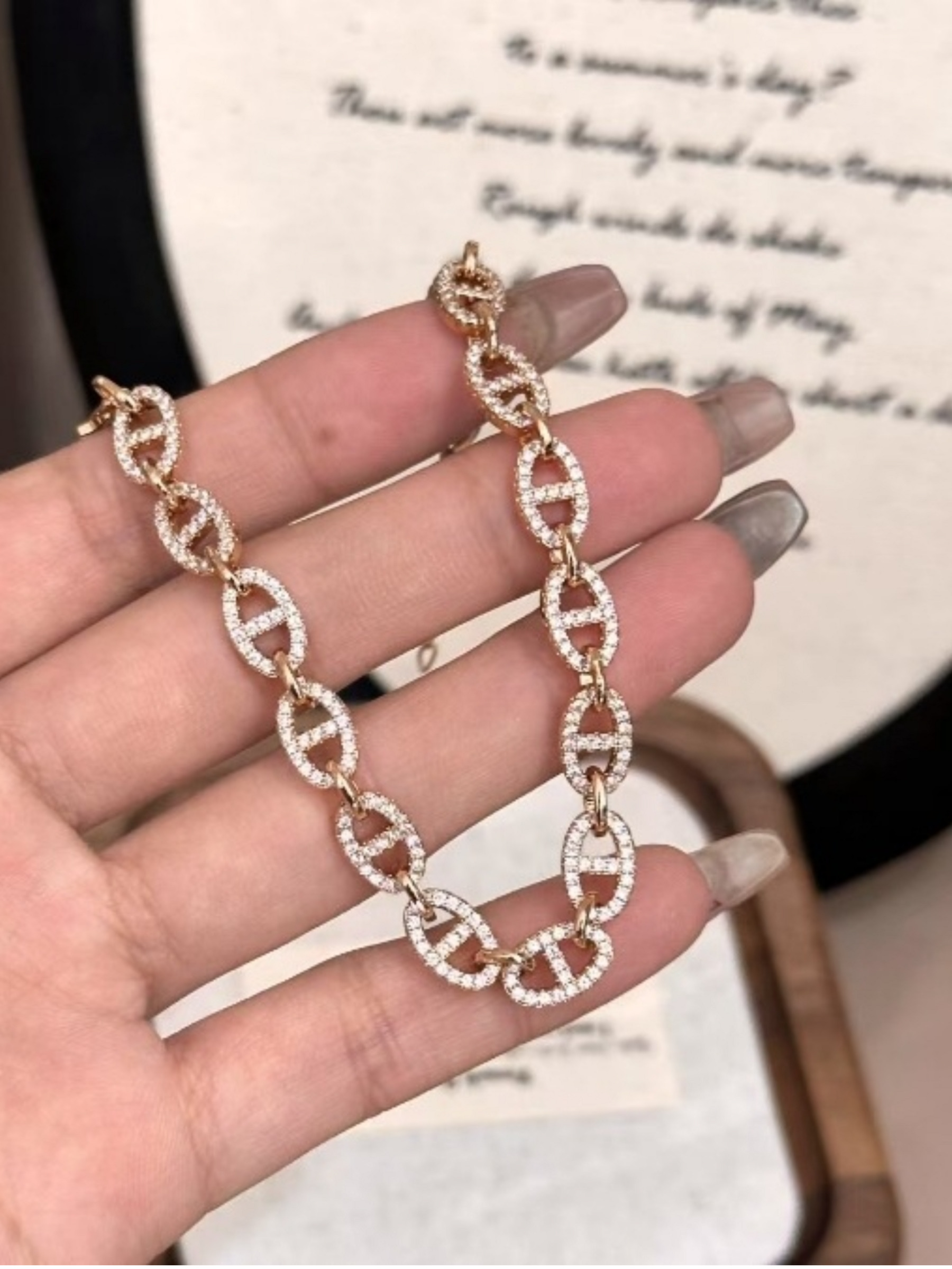 Rhinestone Oval Link Bracelet