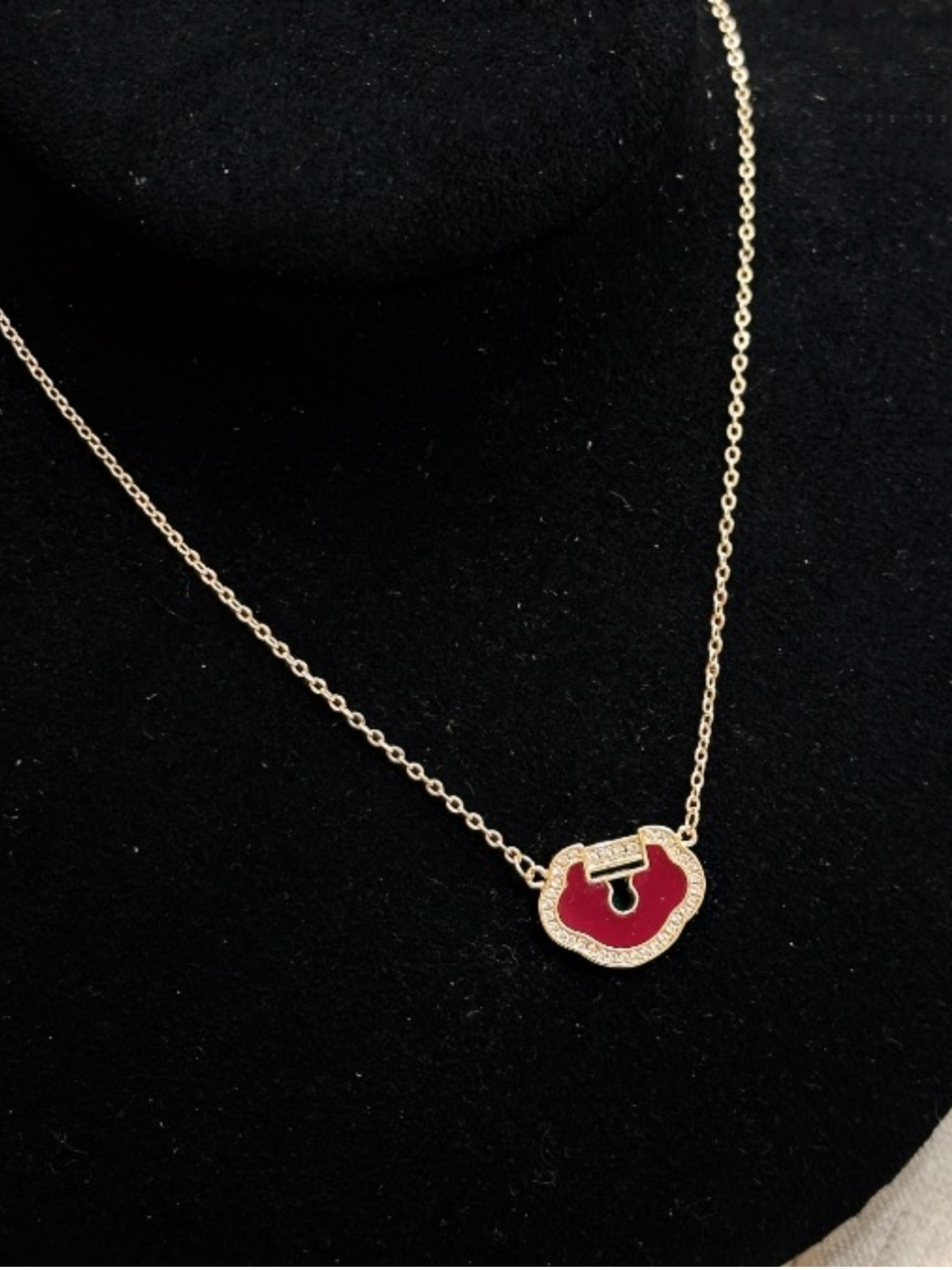 Gold Tone Red Ruyi Lock Pendant Necklace