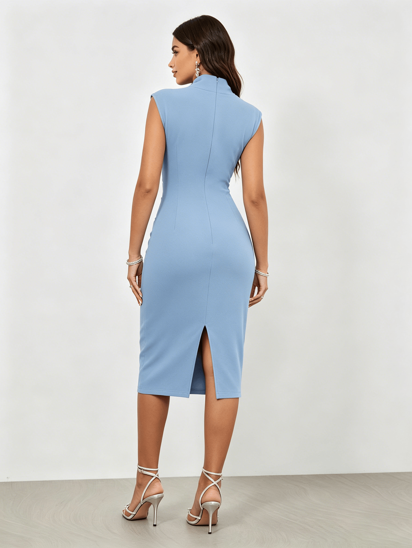 Blue Sleeveless Sheath Midi Dress