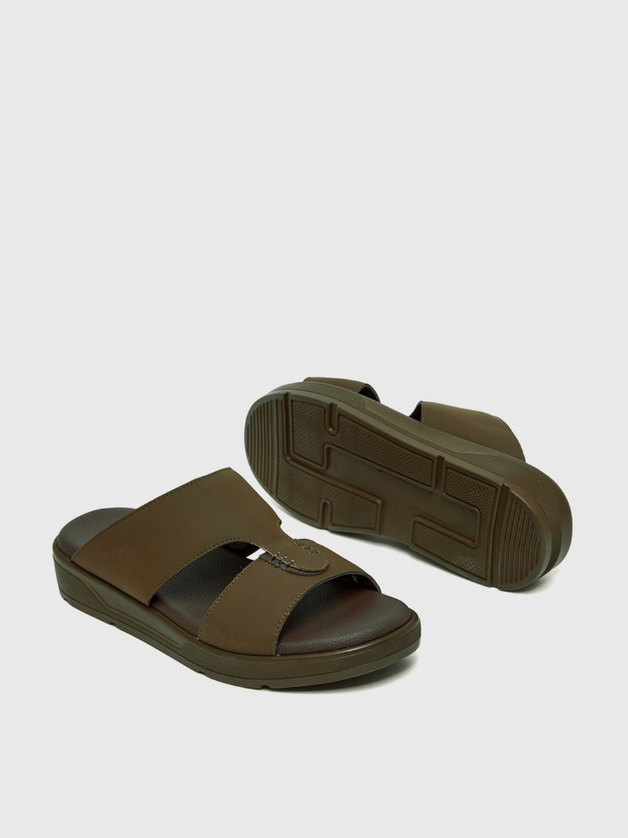 Men Green Plain Comfort Sandals
