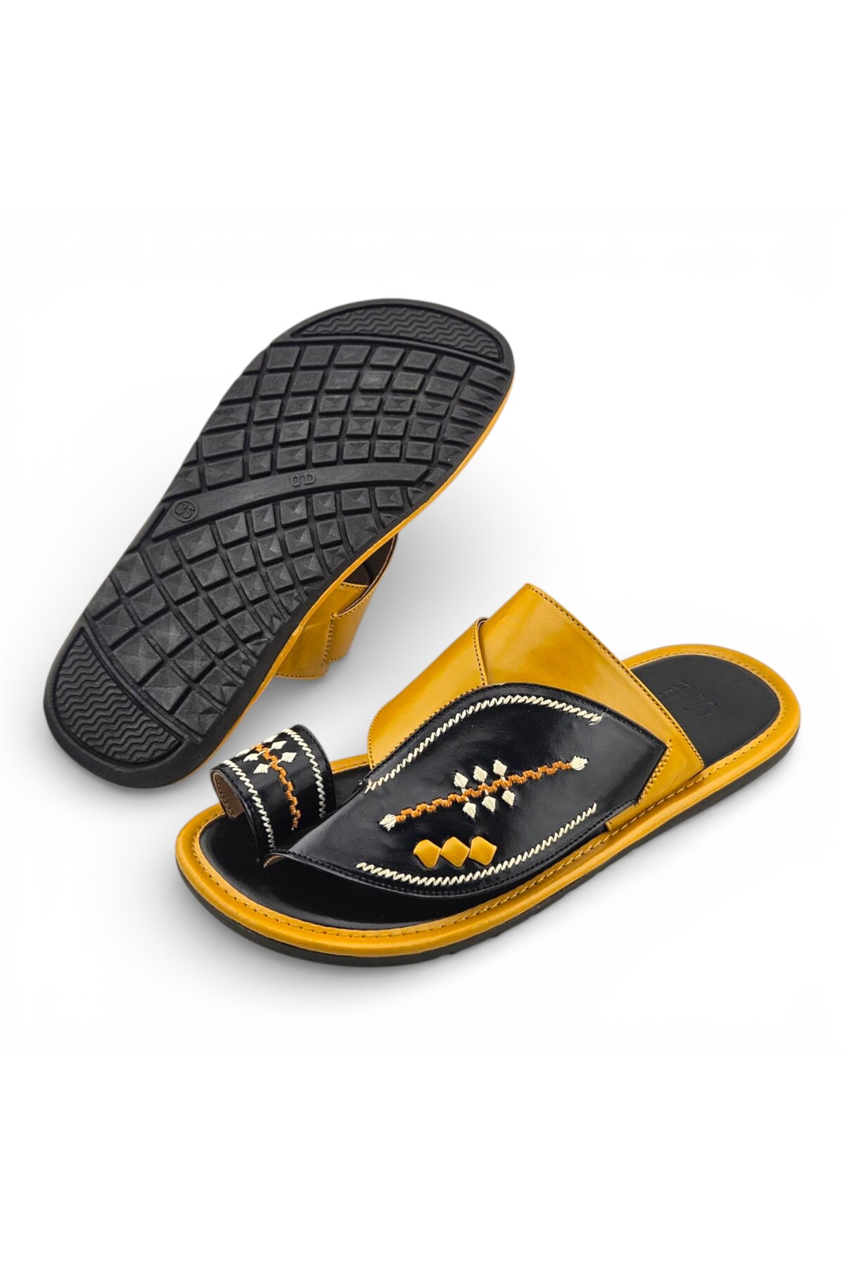 Boys Embroidered Toe-Loop Sharqi Arabic Sandals