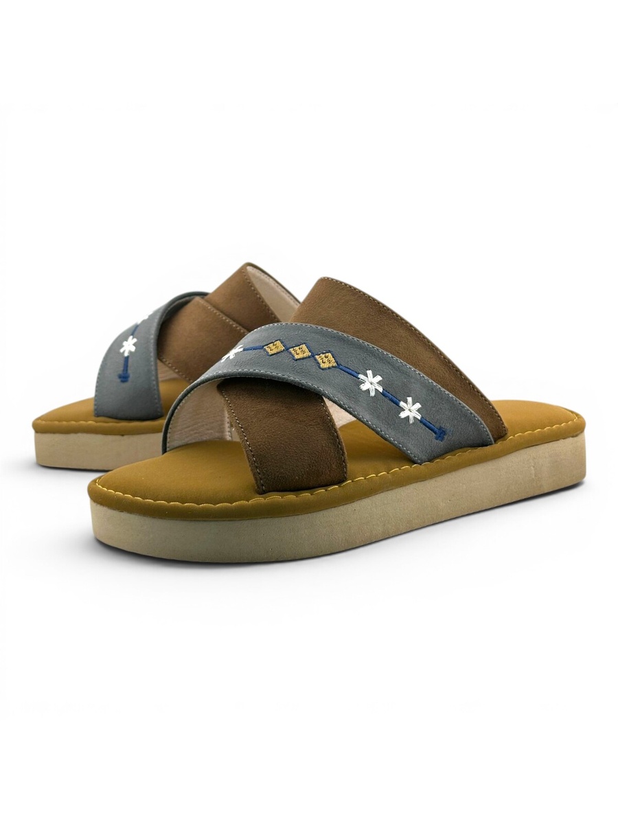 Boys Tan Embroidered Strap Arabic Slippers