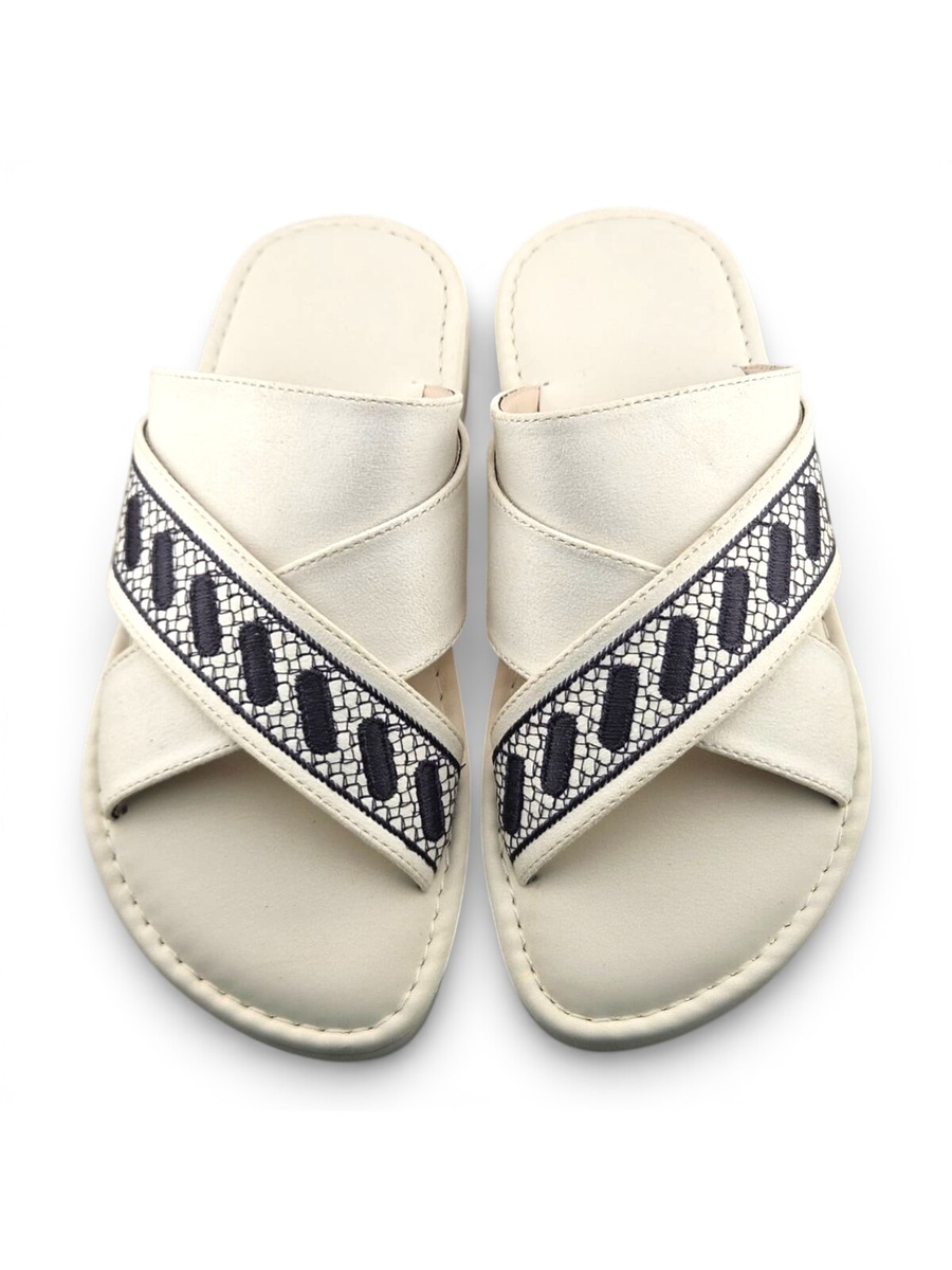 Boys White Geo Cross-Strap Arabic Slippers