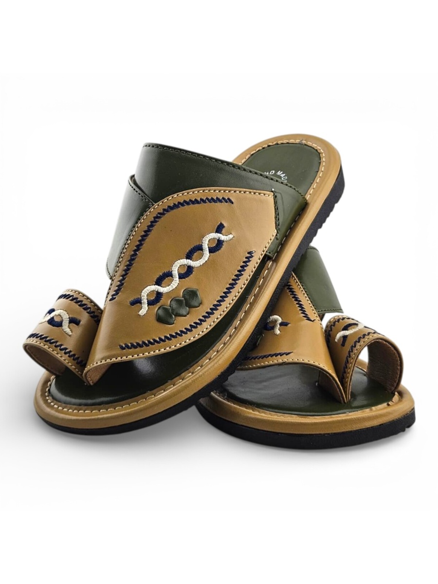 Boys Embroidered Toe-Loop Sharqi Arabic Sandals
