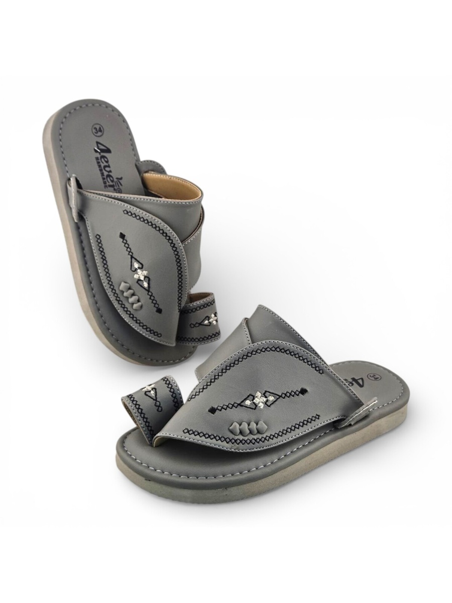 Boys Grey Embroidered Toe-Loop Soft Arabic Slippers