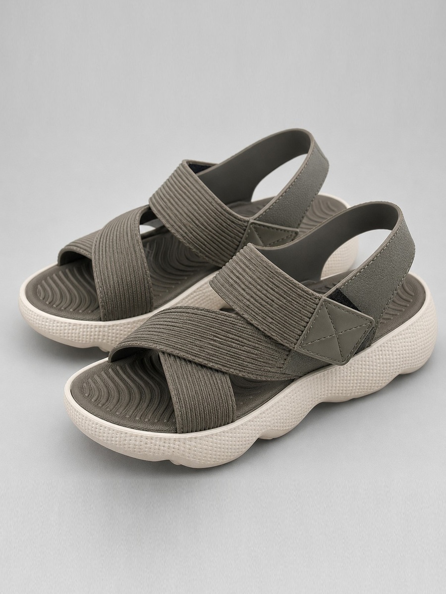 Men Everyday Comfort Strap Sandals