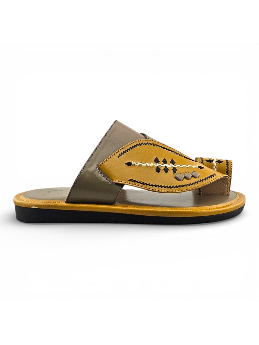 Boys Embroidered Toe-Loop Sharqi Arabic Sandals