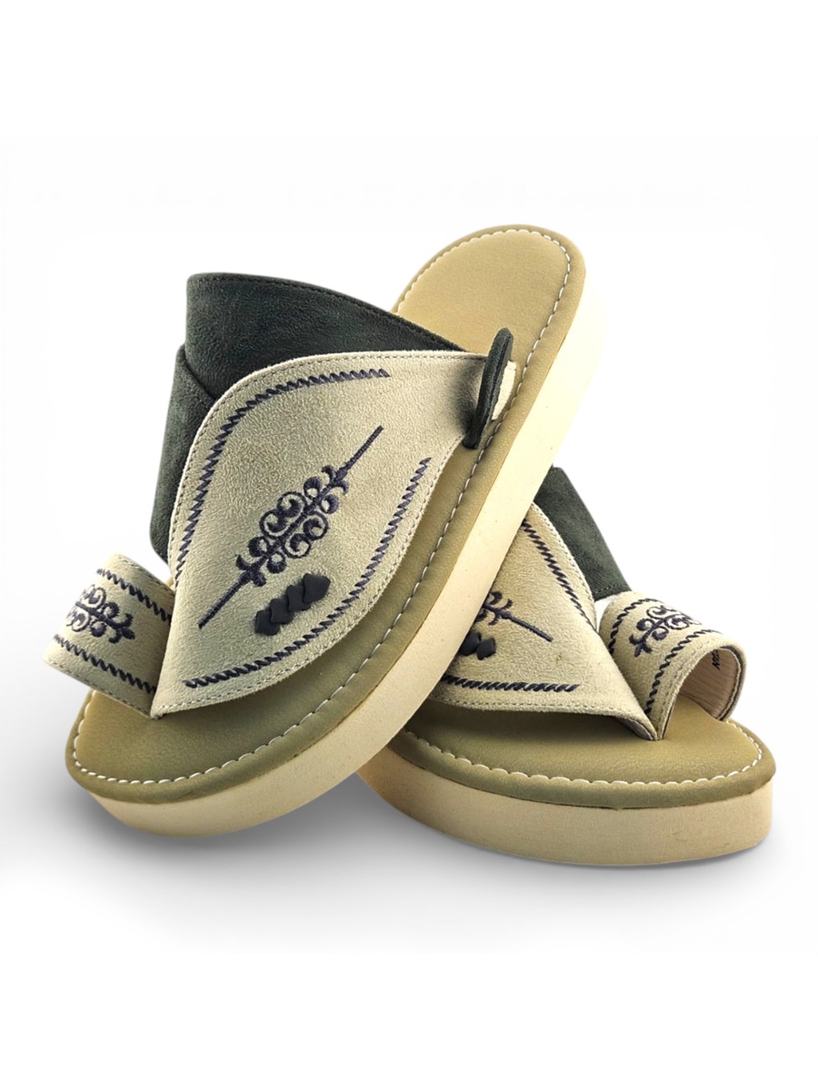 Boys Cream Toe-Post Comfort Arabic Slippers