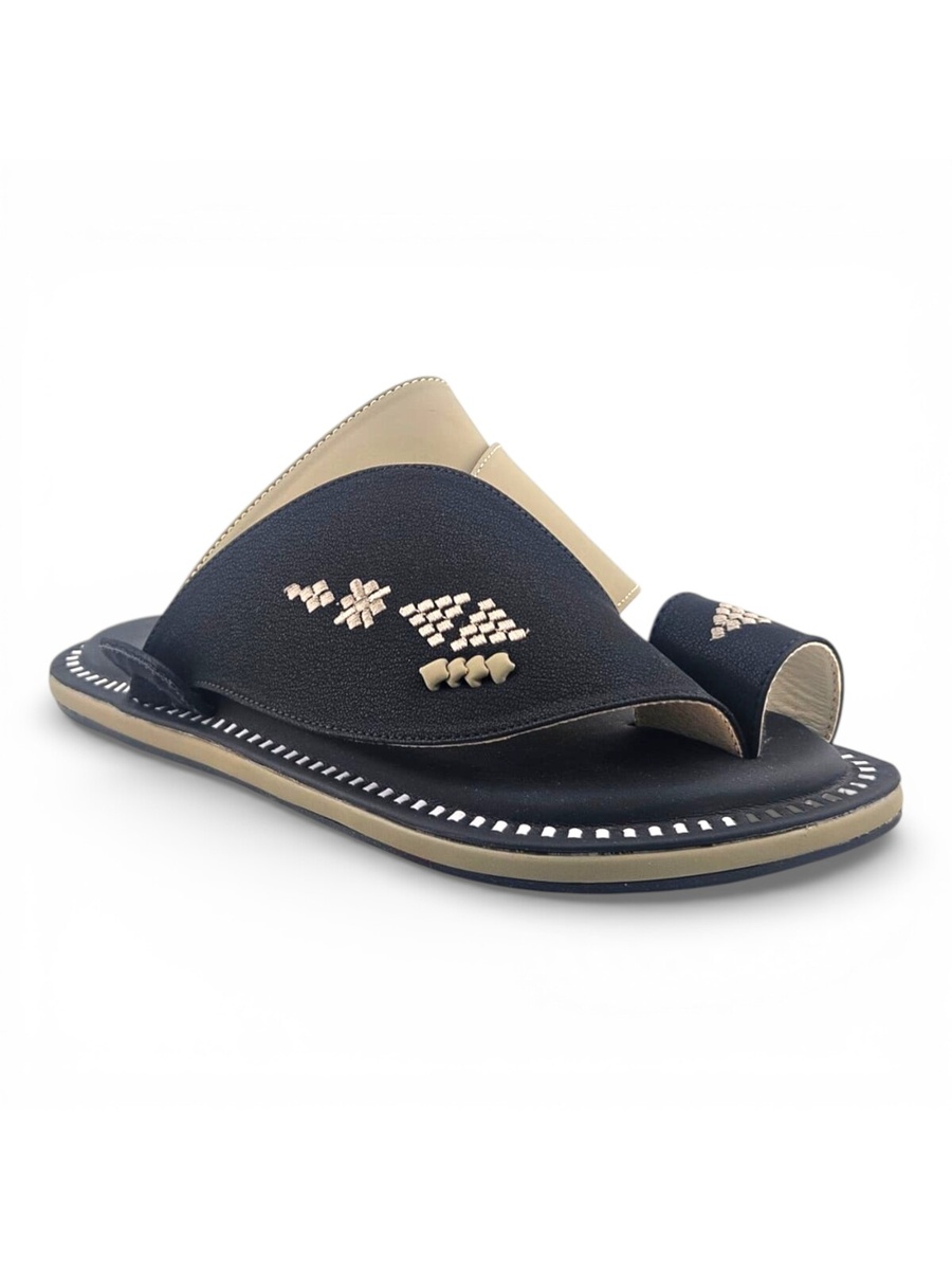 صندل بطراز إماراتي كلاسيكي للرجال