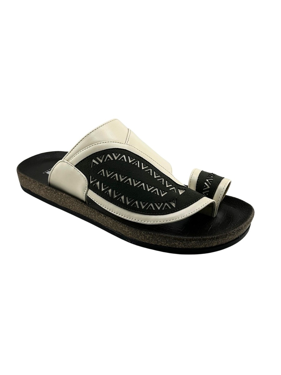 Cream Men Casual Sandals with Geometric Pattern