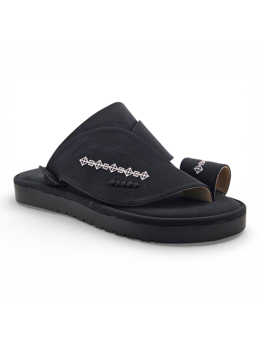 Men Black Arabic Thobe Sandals with Embroidered Detail