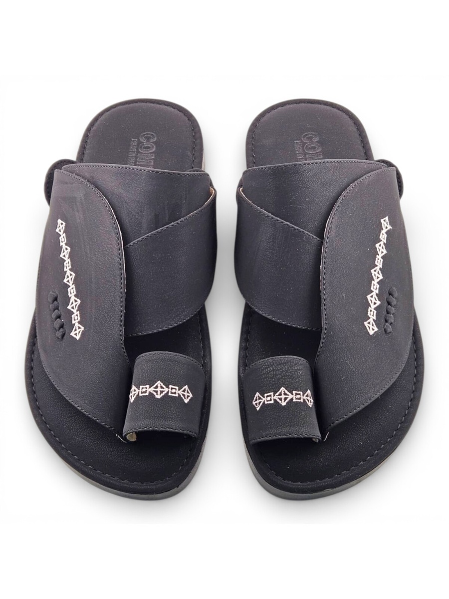 Men Black Arabic Thobe Sandals with Embroidered Detail
