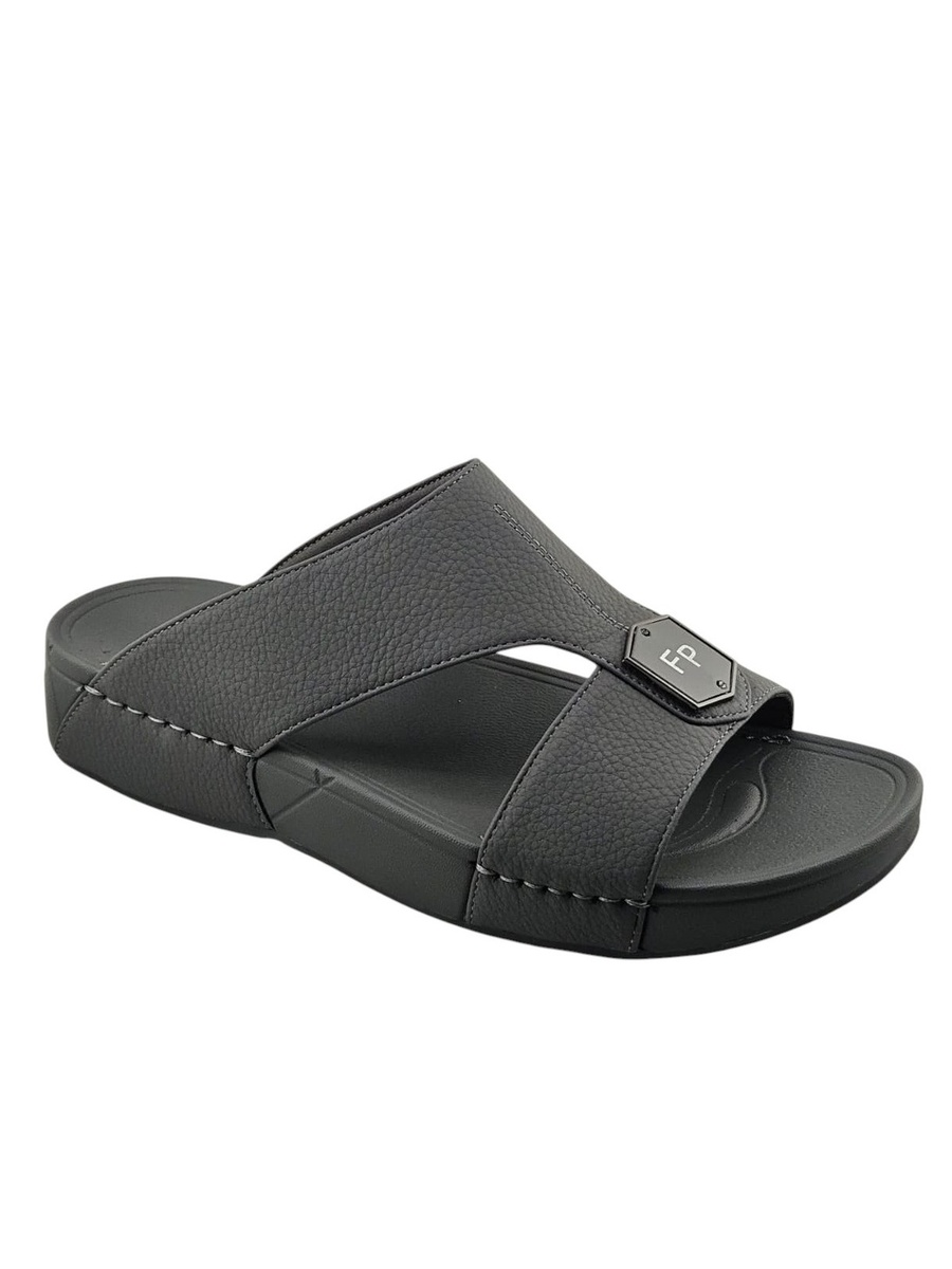 Men Grey Textured Arabic Sandals
