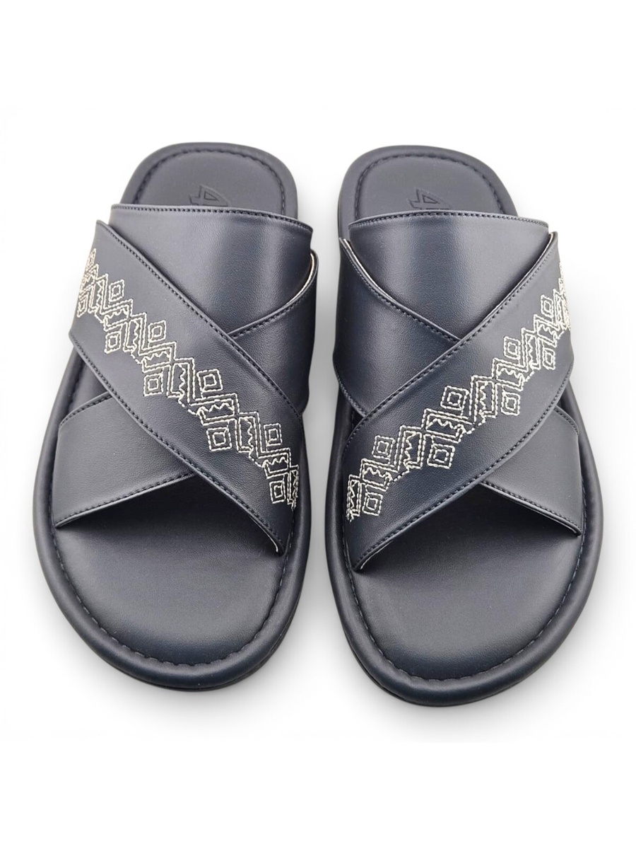 Men Grey Embroidered Arabic Sandals