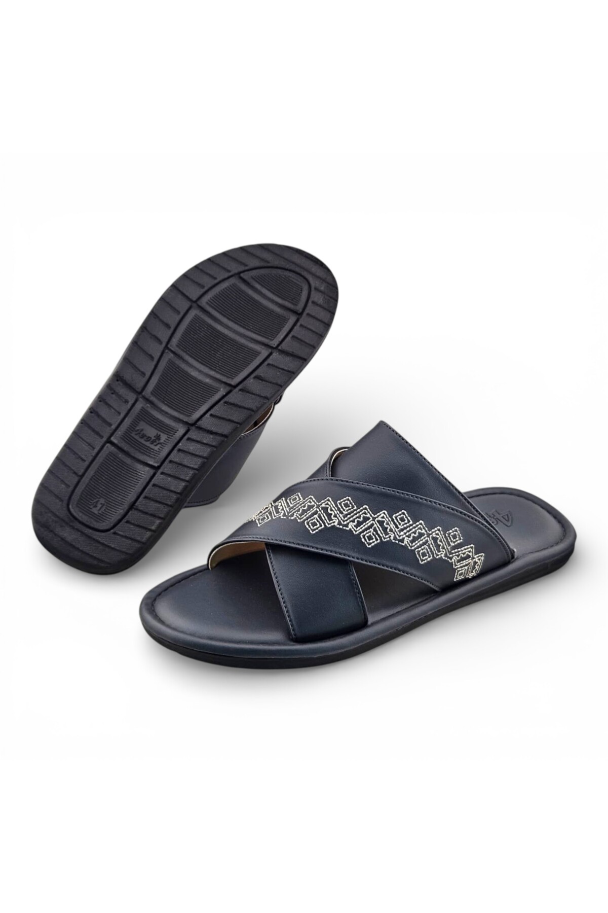 Men Grey Embroidered Arabic Sandals