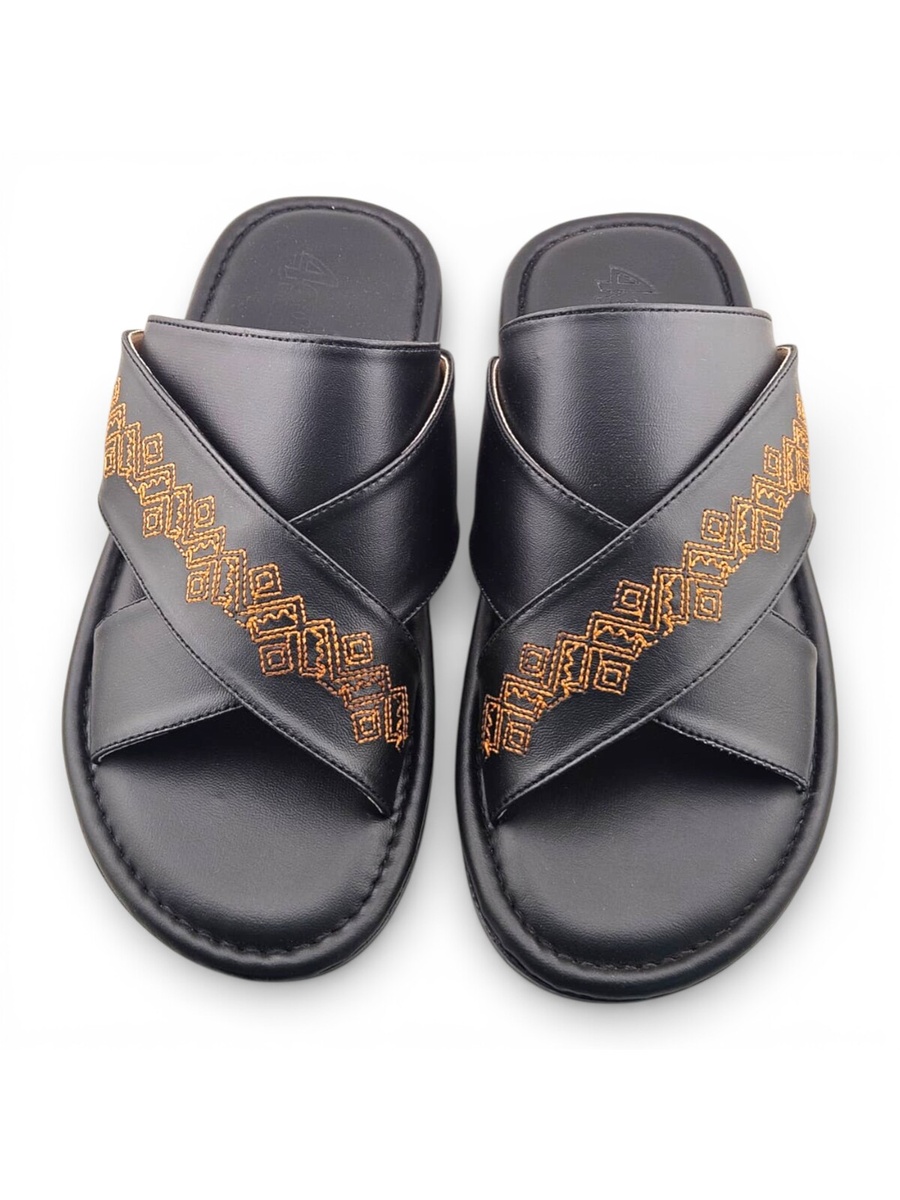 Men Black Embroidered Arabic Sandals