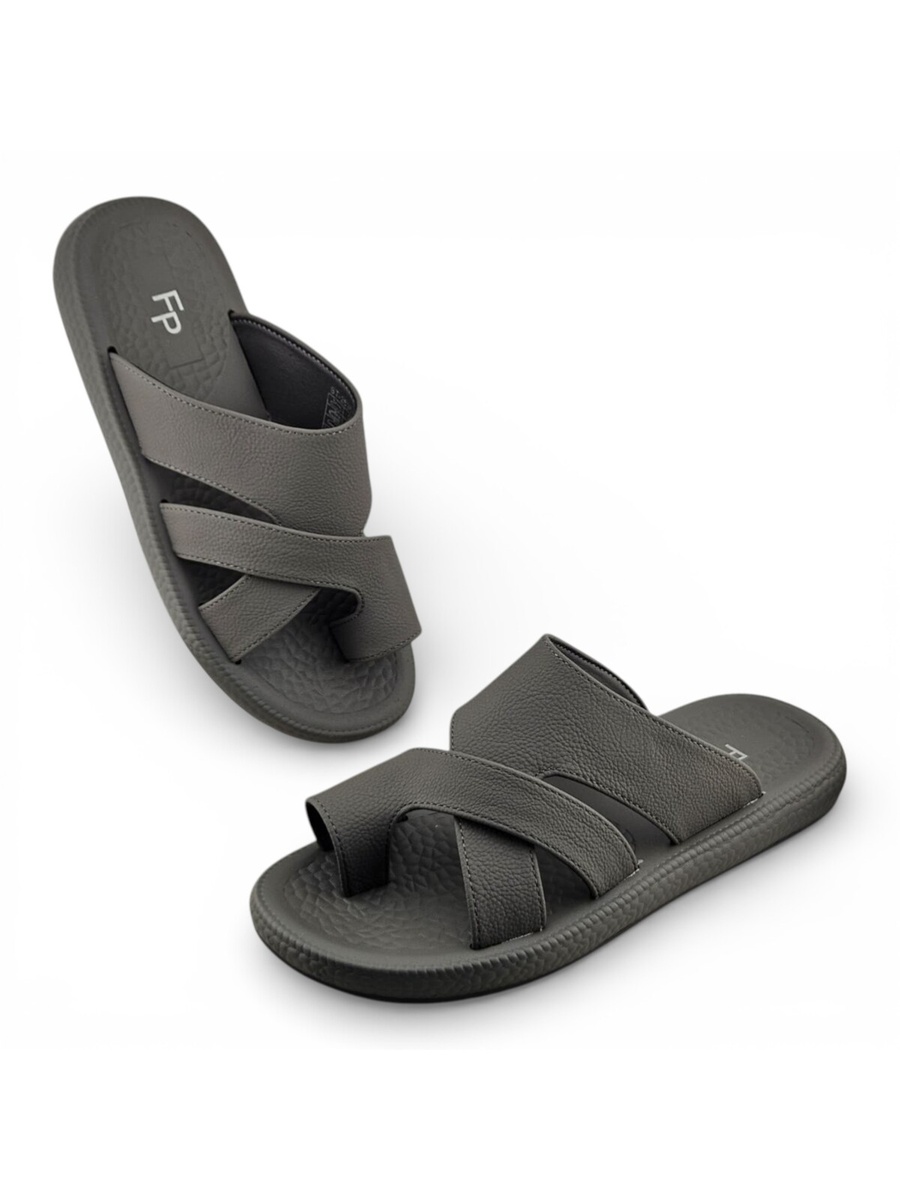 Men Grey Casual Sandals with Toe Loop Design