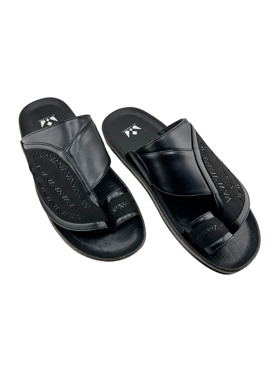 Men Black Leather Toe-Loop Sandals 